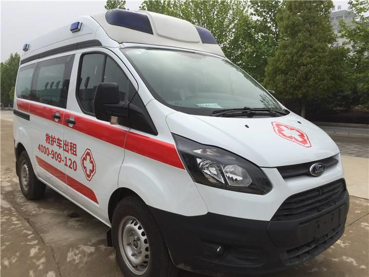 出院回家新选择，救护车护送转运服务联系方式为您服务。