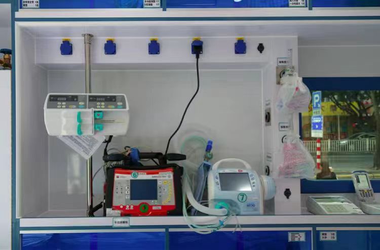 不再无助，广东跨省救护车租赁，拨打小微救护热线，让生命更安心