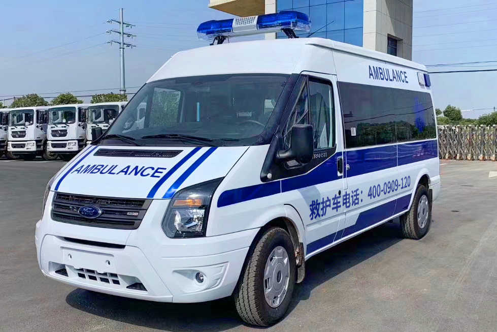 江铃福特新世代长轴救护车V348